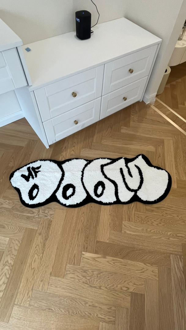 Doom rug (120x42cm)